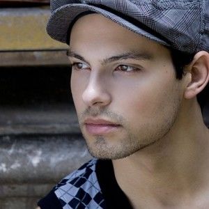 Meet your Posher, Charles